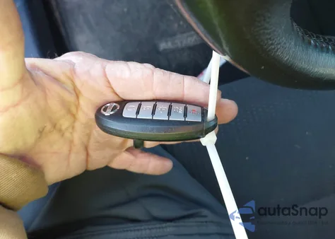 2015 Nissan Altima 2.5 Sv z USA, uszkodzony, nr VIN 1N4AL3AP8FC112437